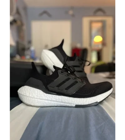 Adidas UltraBoost For Men - Image 2