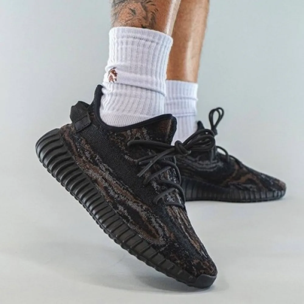 Adidas-Yeezy-350-Mx-Rock-Men-Shoes-Ft515.Webp Adidas Yeezy 350 Mx Rock Men Shoes (Ft515)