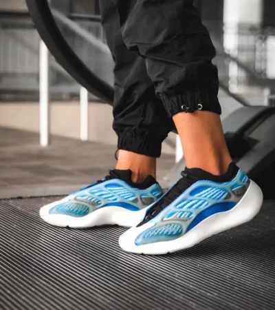 Adidas Yeezy 700 V3 Arzareth Shoes For Men (BOT513)
