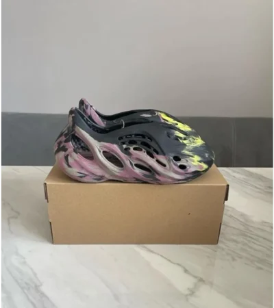 Adidas Yeezy Foam Runner MX Carbon For Men (HS142)