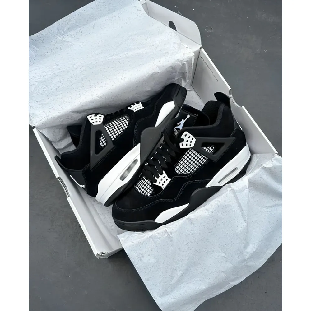 Air-Jordan-Retro-4-White-Thunder-Shoes-For-Men-Lab130.Webp Air Jordan Retro 4 White Thunder Shoes For Men (Lab130)