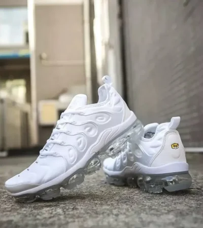 Air Vapromax Triple White Men Shoes (FT301) - Image 2
