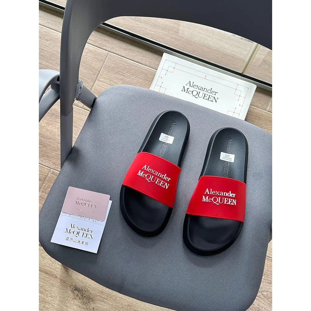 Alexander-Mcqueen-Slide-Pool-Black-Red-For-Men-Lab832.Webp Alexander Mcqueen Slide Pool Black Red For Men (Lab832)