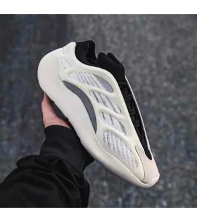 Classy Adidas Yeezy Boost 700 V3 Azael Shoes For Men (SHI164)