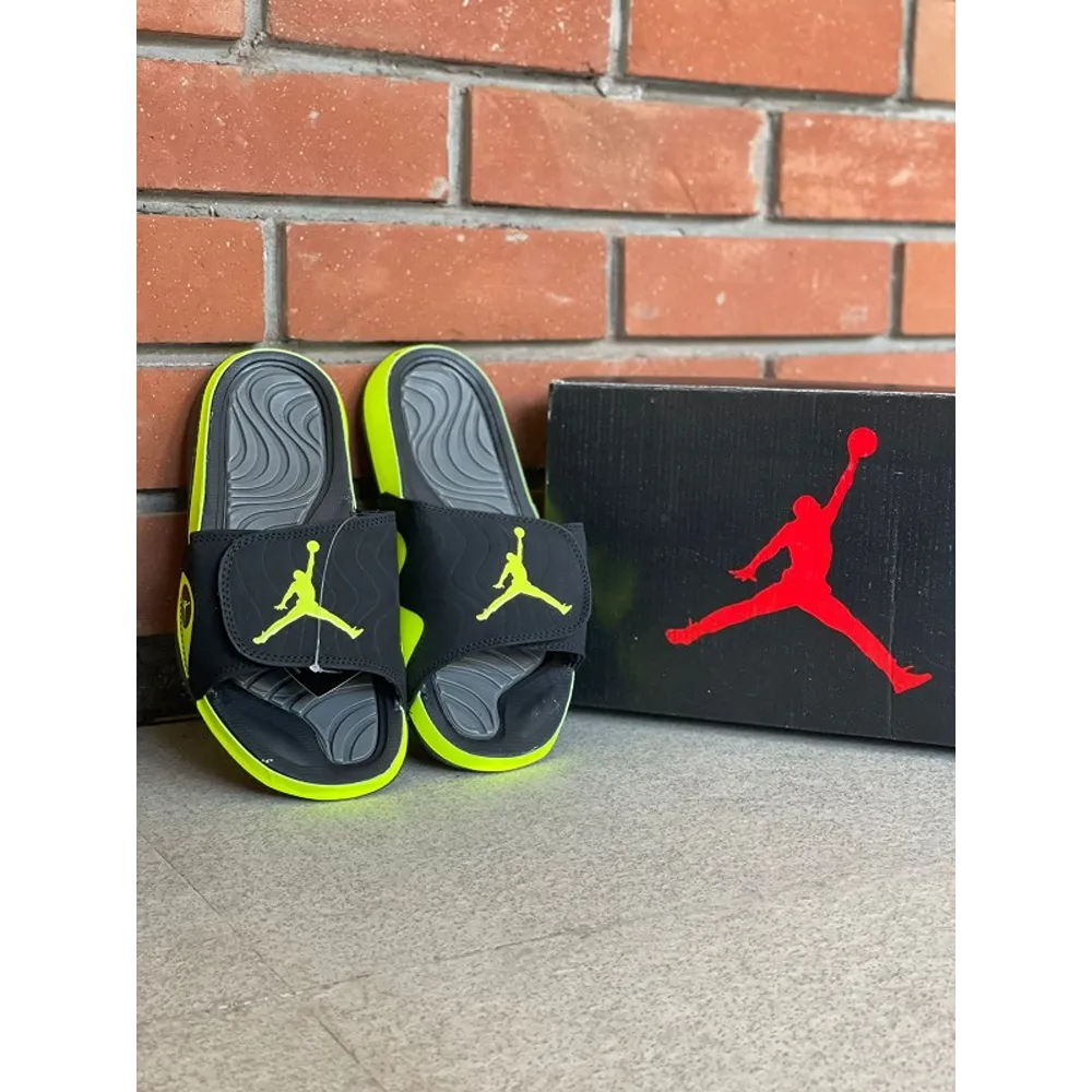 Classy-Air-Jordan-Hydro-6-Slide-Black-Volt-For-Men-Bh996.Webp Classy Air Jordan Hydro 6 Slide Black Volt For Men (Bh996)