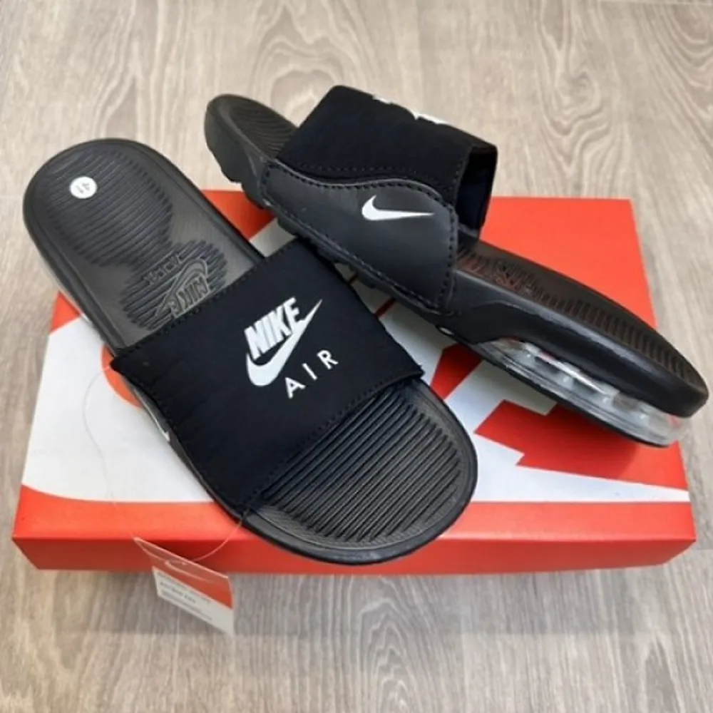 Classy-Nike-Air-Max-Camden-Black-White-Slides-For-Men-Bh986.Webp Classy Nike Air Max Camden Black White Slides For Men (Bh986)