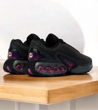 Classy Nike Air Max Dn Older Kids Black Shoes For Men (SHUB284)