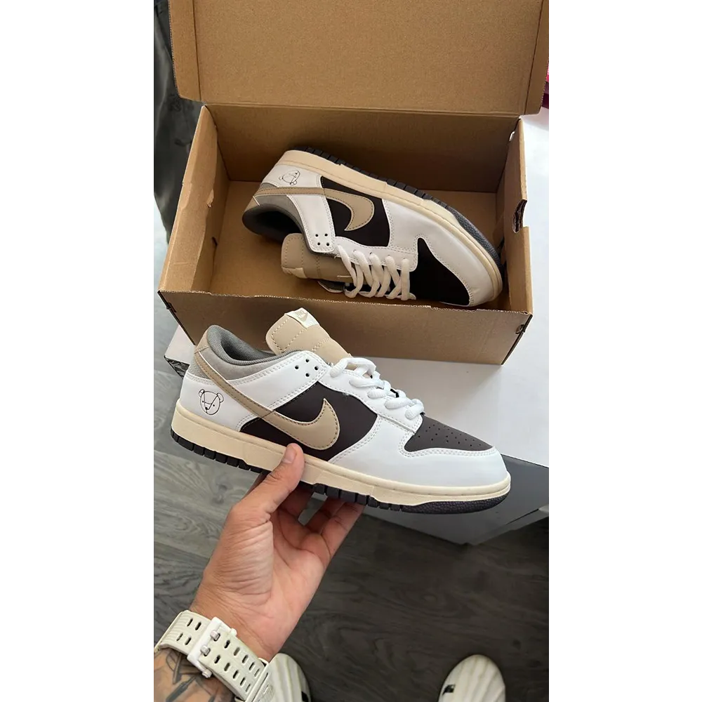 Classy-Nike-Sb-Dunk-Low-Split-Otomo-Bear-Shoes-For-Men-S1H100.Webp Classy Nike Sb Dunk Low Split Otomo Bear Shoes For Men (S1H100)