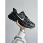 Classy Nike V2k Run Black Shoes For Men (SW6210)