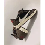 Classy Travis Scott X Air Jordan Retro 1 Low Shoes For Men (S1H51) - Image 2