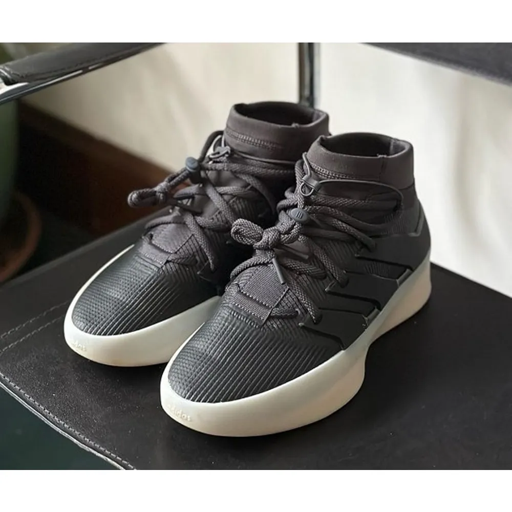 Fear-Of-God-Athletics-X-Adidas-Shoes-For-Men-Sw1020.Webp Fear Of God Athletics X Adidas Shoes For Men (Sw1020)