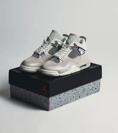 Imported Nike Air Jordan Retro 4 Frozen Shoes For Men (SW5731)