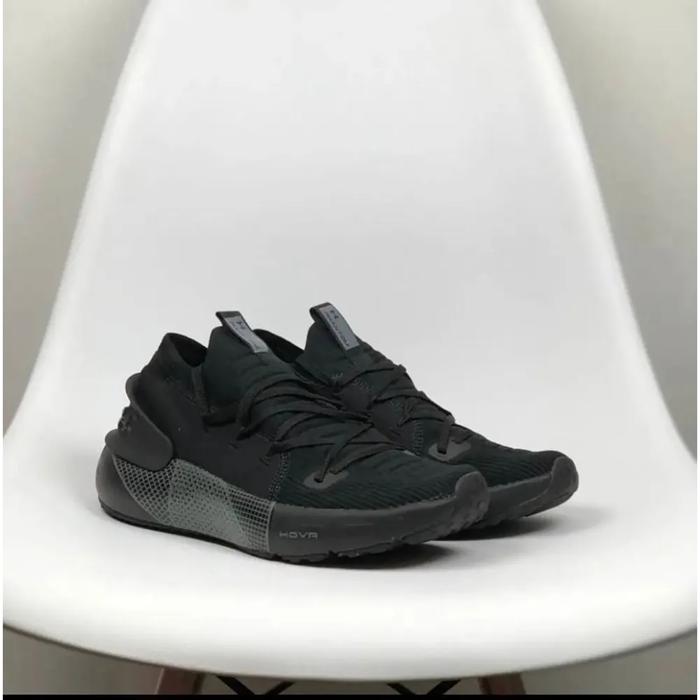 Imported-Under-Armour-Hovr-Phantom-3-Shoes-For-Men-Bh426.Webp Imported Under Armour Hovr Phantom 3 Shoes For Men (Bh426)