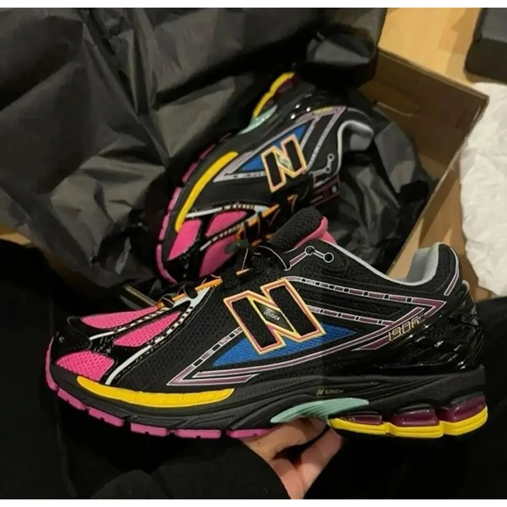 New-Balance-1906R-Neon-Shoes-For-Men-Sw1264.Webp New Balance 1906R Neon Shoes For Men (Sw1264)