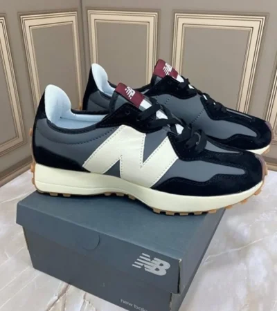 New Balance 327 Moonbeam Black Gum Shoes For Men (HS99)