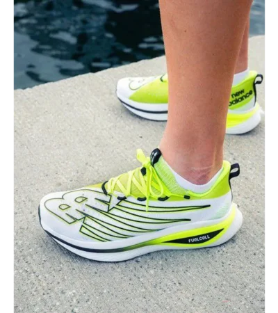 New Balance Fuel Cell SC Elite V3 Green Shoes For Men (BOT82)