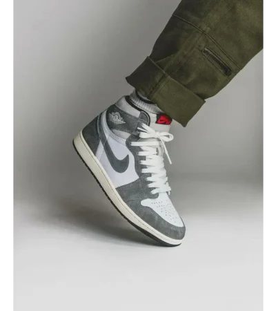 Nike Air Jordan Retro 1 Washed Black Shoes For Men (BOT519) - Image 2