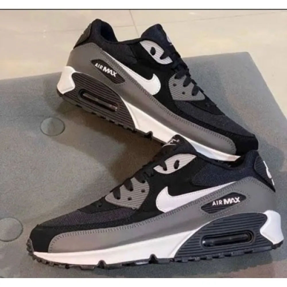 Nike-Air-Max-90-Essential-White-Shoes-For-Men-Sl407.Webp Nike Air Max 90 Essential White Shoes For Men (Sl407)