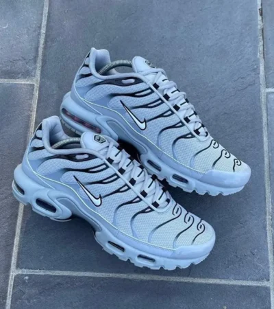 Nike AirMax Plus Wolf Grey Men Shoes (FT446)