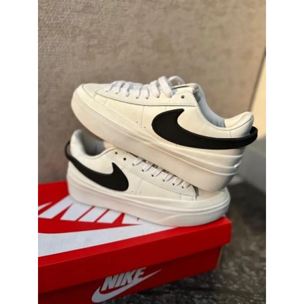 Nike-Blazer-Phantom-Low-Black-White-2024-Shoes-For-Men-Hs22.Webp Nike Blazer Phantom Low Black White 2024 Shoes For Men (Hs22)