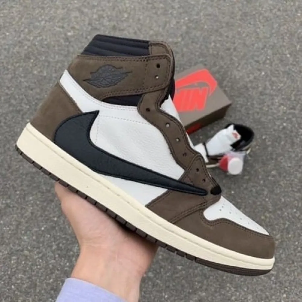 Nike-Jordan-Retro-1-High-Og-Travis-Scott-Mocha-Semi-Ua-Men-Shoes-Ft606.Webp Nike Jordan Retro 1 High Og Travis Scott Mocha Semi Ua Men Shoes (Ft606)