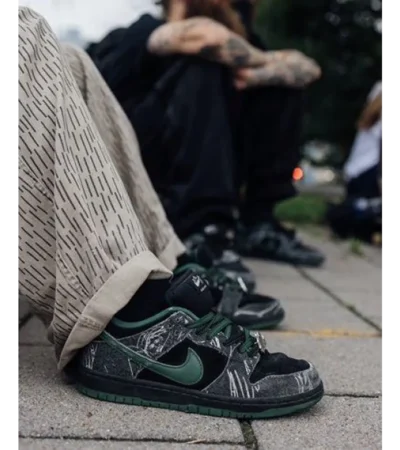 Nike Sb Dunk Low There Skateboard Shoes For Men (BSF09)