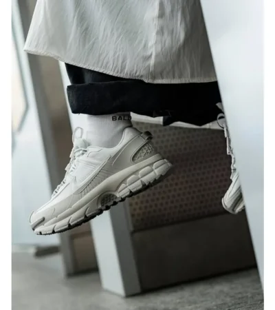 Nike Zoom Vomero 5 Roam Light Bone Men Shoes (FT512) - Image 2