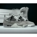 Classy Nike Air Jordan Retro 4 Frozen Shoes For Men (SHH07887)