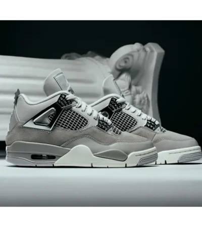 Classy Nike Air Jordan Retro 4 Frozen Shoes For Men (SHH07887)