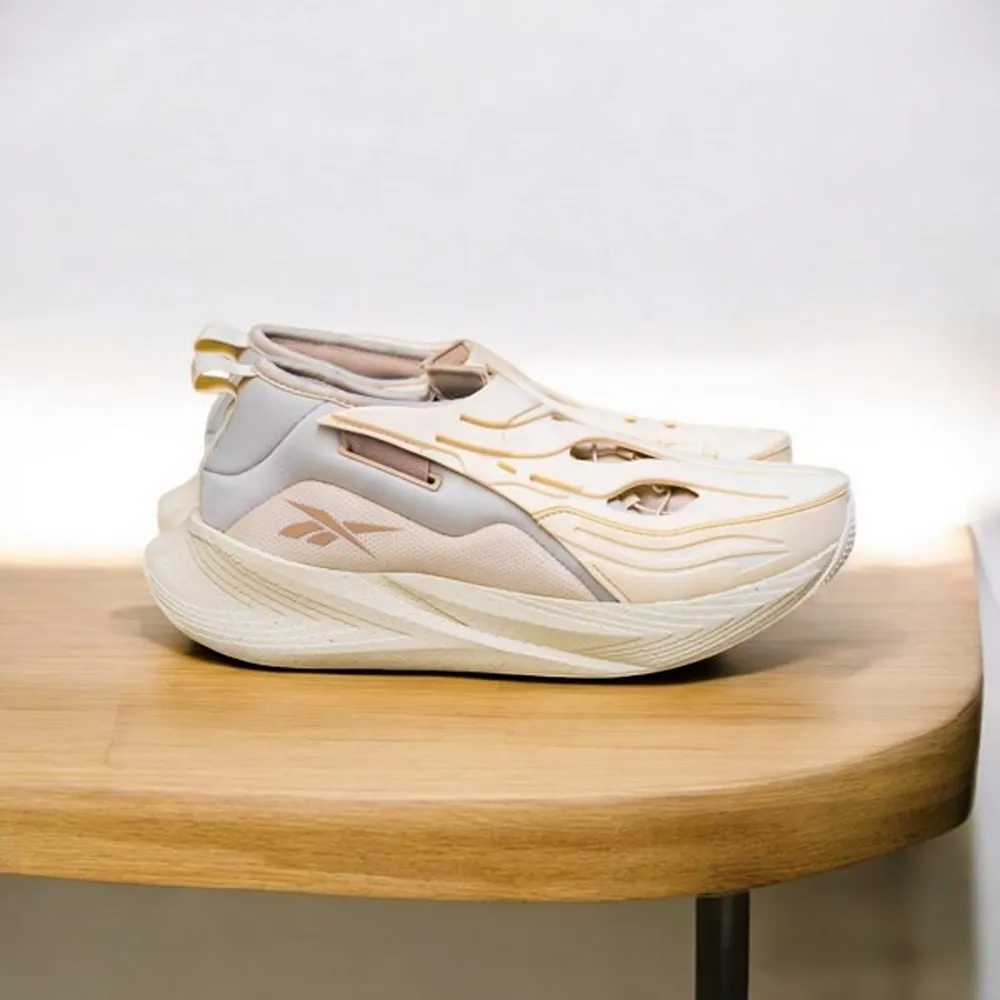 P-111-17-11-20-301958.Webp Classy Reebok Floatride X Argus Beige Shoes For Men (Shh07800)