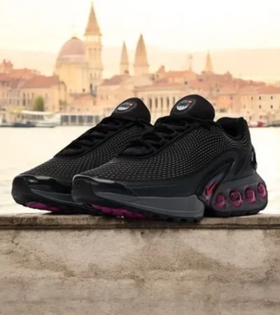 Trendy Nike Air Max Dn Older Kids Black Shoes For Men (SHUB745)