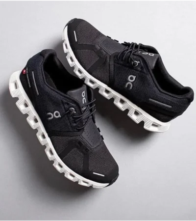 Luxurious On Cloud 5 Nova Black White Shoes For Men With Brand Box (SUP5673)