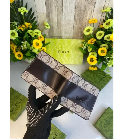 Trendy Gucci Wallet For Men (SOS508)