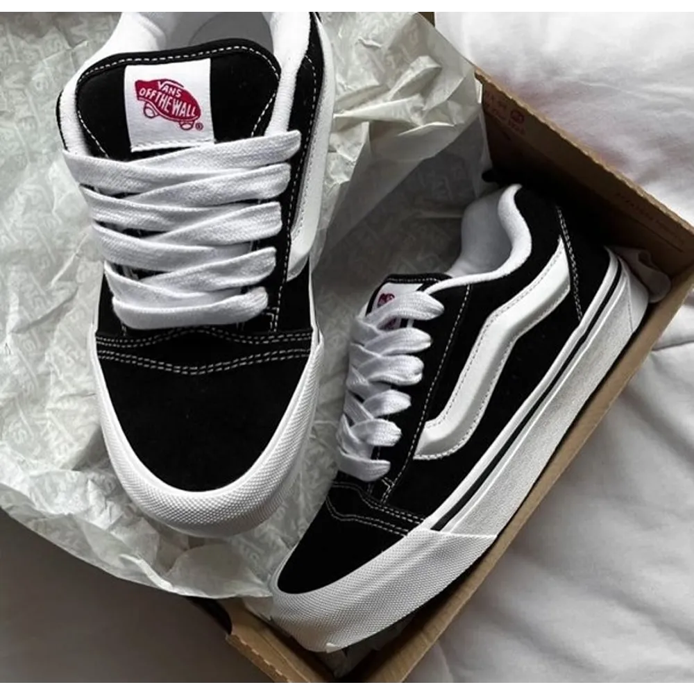 P-163-10-48-47-903617.Webp Premium Vans Knu Skool Black White Shoes For Men (Sw6705)