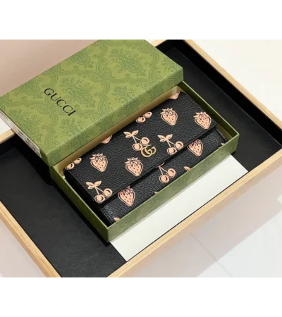 Trendy Gucci Wallet For Women (J2368)