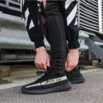 Classy Adidas Yeezy 350 V2 Oreo Shoes For Men (SHH07751) - Image 2