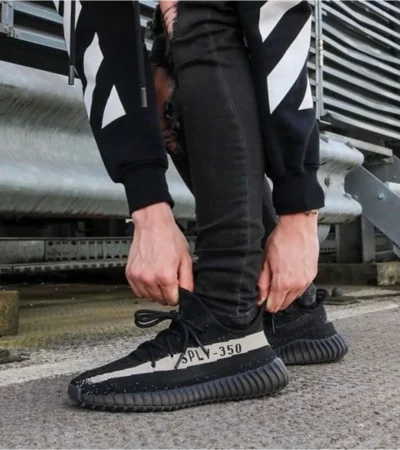 Classy Adidas Yeezy 350 V2 Oreo Shoes For Men (SHH07751) - Image 2