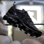 Trendy Nike Vapormax Plus Triple Black Shoes For Men (SW6598)