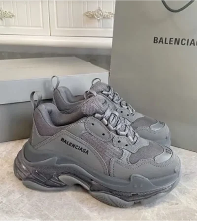 Classy Balenciaga Triple S Grey Shoes For Men (SHH07782)