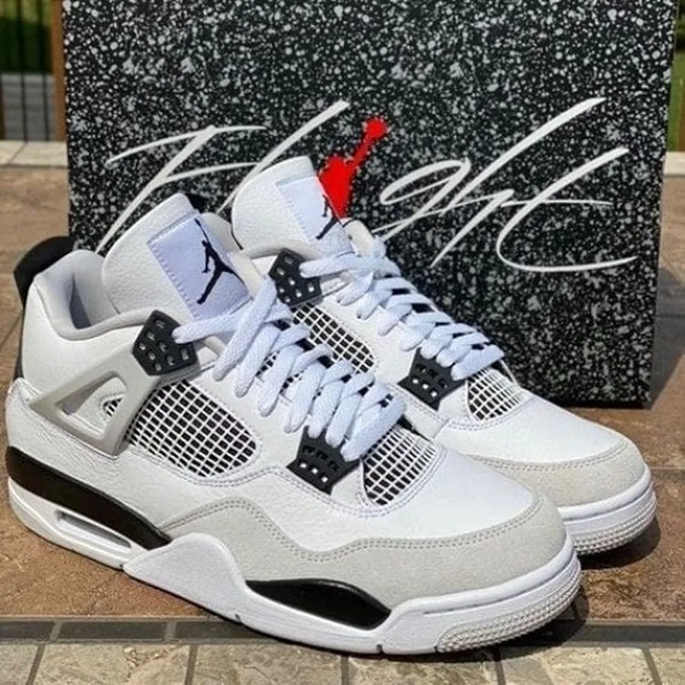 P-7-16-29-14-819381.Webp Classy Nike Jordan Retro 4 Military Black Shoes For Men (Shh07764)