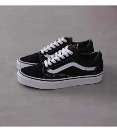 Premium Vans Old Skool Black White Shoes For Men (BME76)