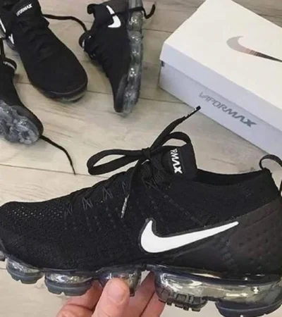Stylish Nike Air Vapormax Flyknit 2.0 Black Shoes For Men (BSF1610)
