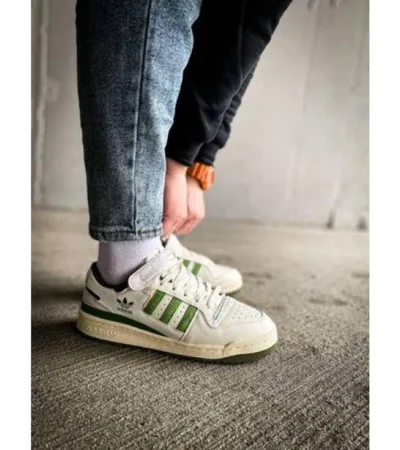 Luxurious Adidas Originals Forum 84 Low Trainers Green Cream Shoes For Men (SIG770)