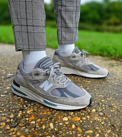 Trendy New Balance 991 V2 Rock Ridge Shoes For Men (SFS1881) - Image 2