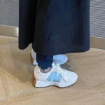 Trendy New Balance Unisex Shoes For Women (FF747) - Image 2