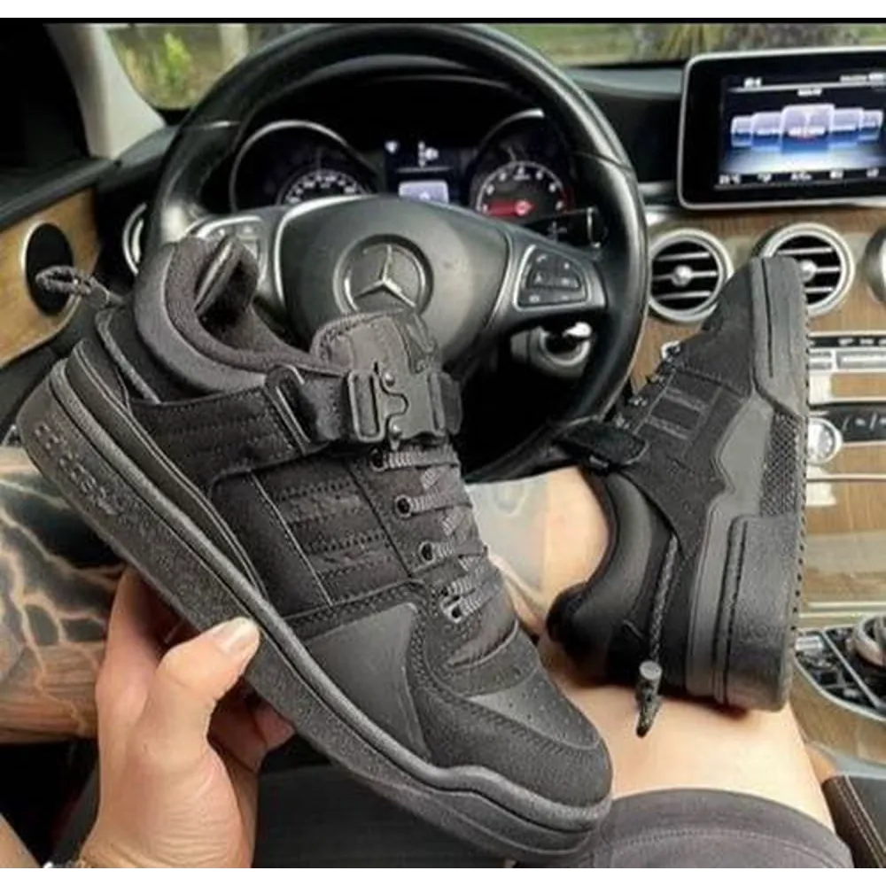 P-Photo-2024-12-14-11-21-59-2-12-23-35-077889.Webp Trendy Adidas Bad Bunny Black With Accessories Shoes For Men (Ff654)