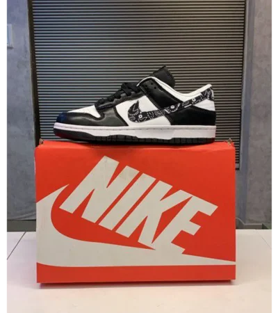 Trendy Nike Sb Dunk Low Paisley Black Shoes For Men (FF700) - Image 2