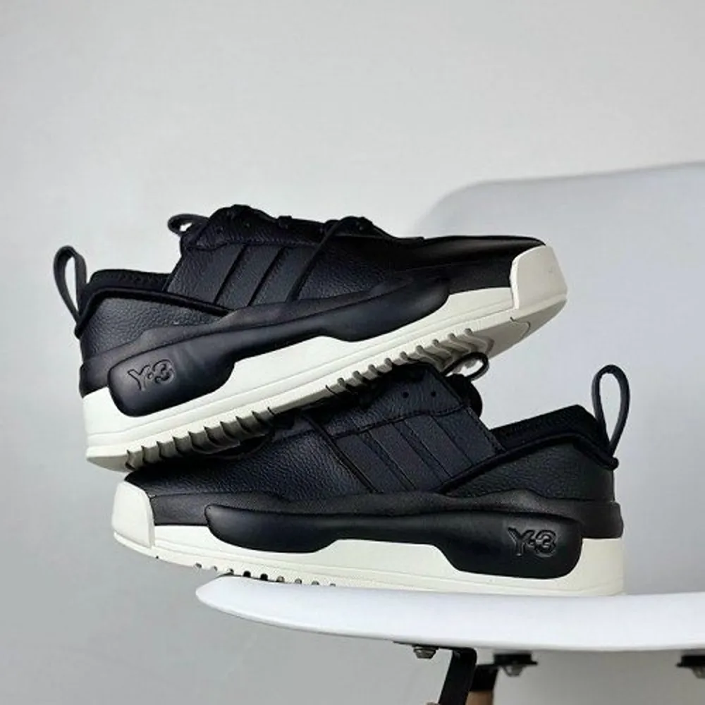 P-Photo-2024-12-17-15-29-05-15-48-23-772481.Webp Luxurious Adidas Yeezy 3 Hokori Black Shoes For Men (Bsf1861)