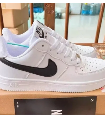 Luxurious Nike Airforce white Black Shoes For Men (BSF1955)