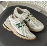 Luxurious New Balance 1906R White-Green Shoes For Men (SFS1941)